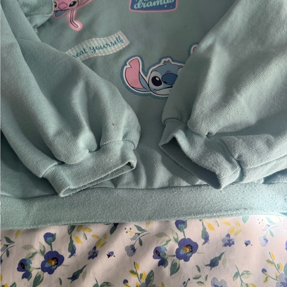 4 Matching bundle sets! - Picture 3 of 16